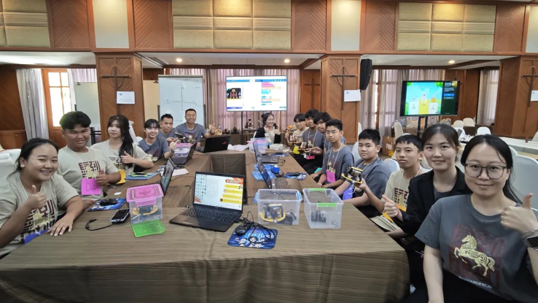 泰国多所孔子课堂联合举办首届&ldquo;中文+AI+科技&rdquo;训练营2