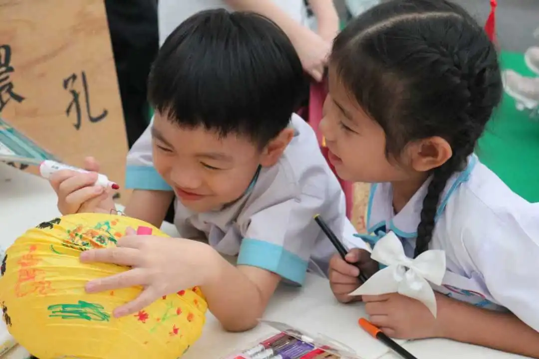 泰国农业大学孔子学院参加大学国际农业展览会2 图片