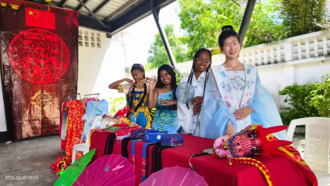 马达加斯加塔马塔夫大学孔子学院主办2026年“中国文化炫动塔马塔夫”春节庆祝活动1 图片