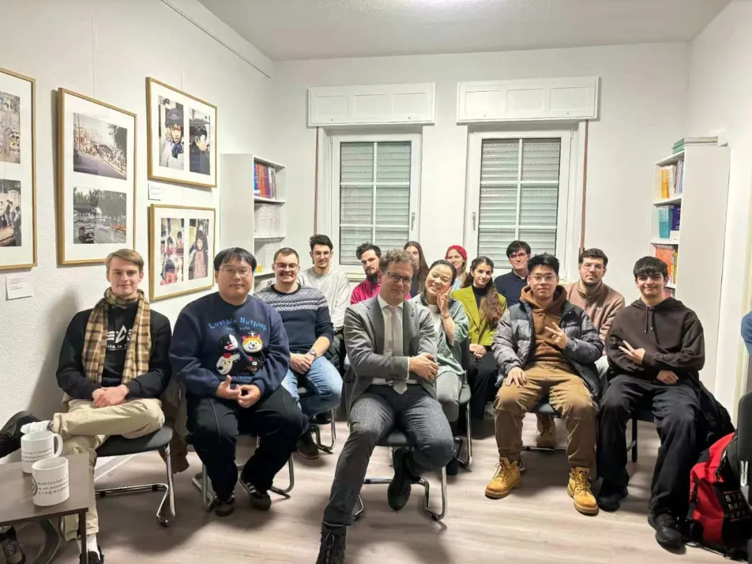 德国埃尔福特孔子学院举办“当交通遇见中文:学习语言的新动力”专题学术讲座2 图片