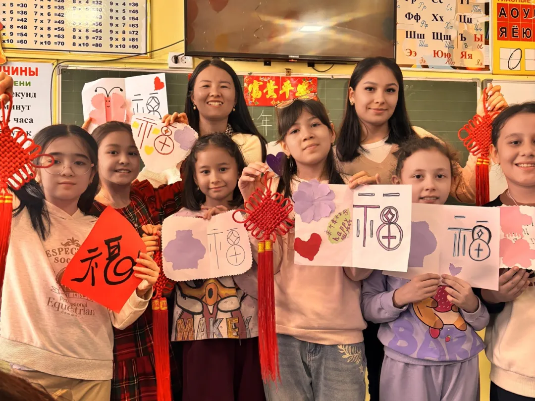 乌兹别克斯坦撒马尔罕国立外国语学院孔子学院举办“马年迎春”系列文化活动 图片