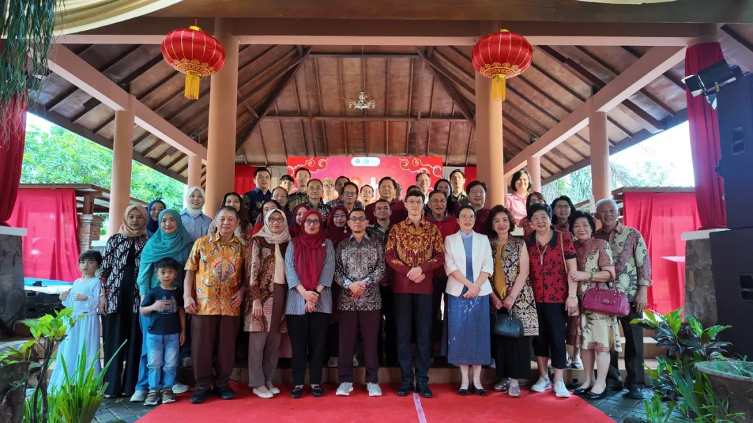 印度尼西亚玛琅国立大学孔子学院举行“十五而驰·‘马’上迎春”春节文化体验暨孔院成立15周年庆典活动 图片