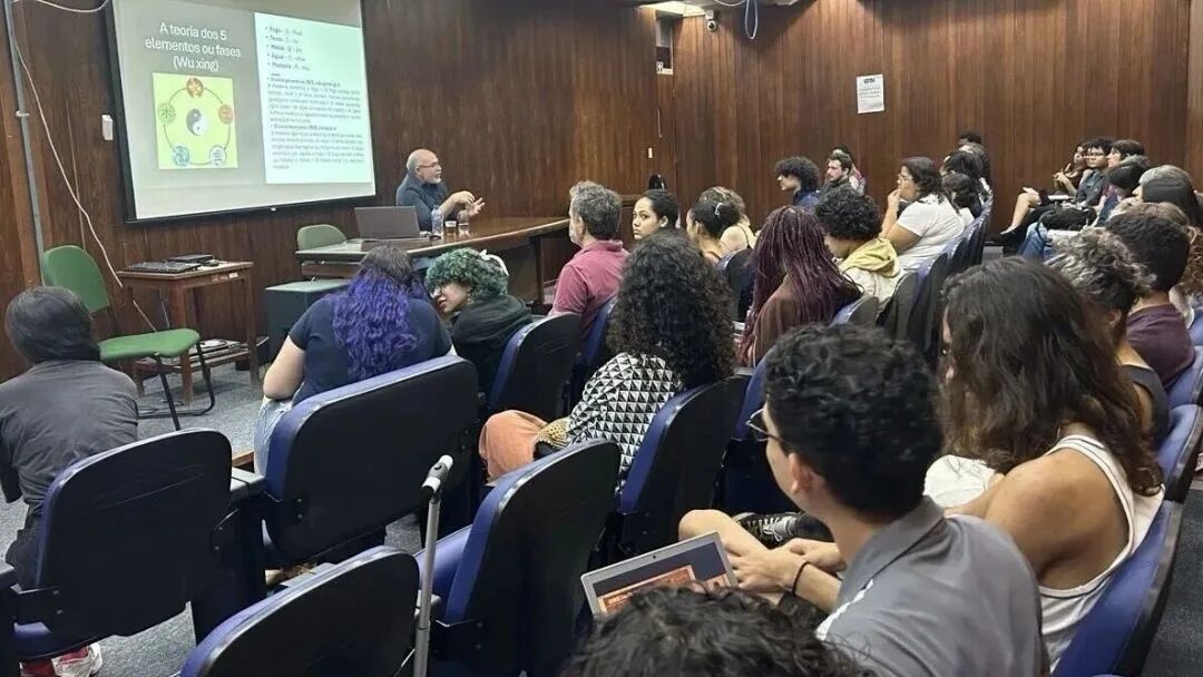 巴西利亚大学孔子学院联合举办第二届中国周活动2.jpg 图片